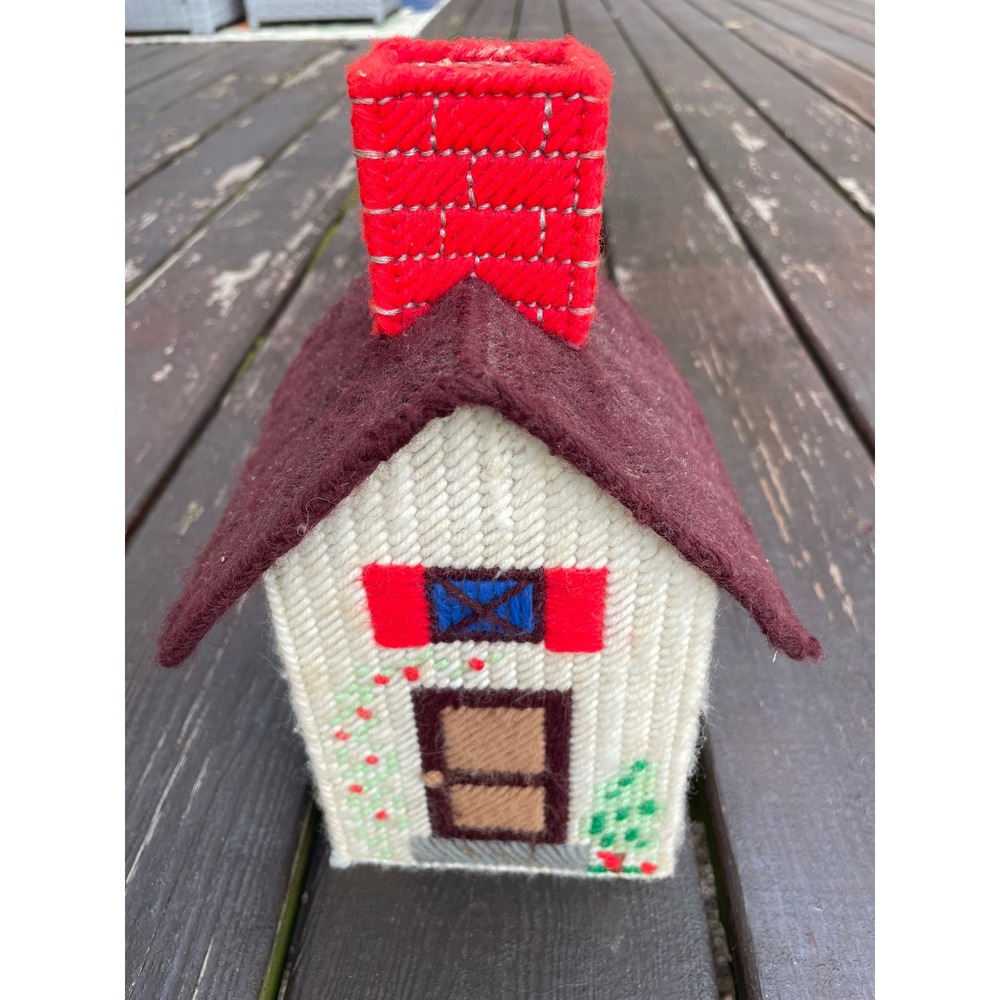 Handmade Plastic Canvas Cottage House Tissue Box Cover Red Chimney Folk Art